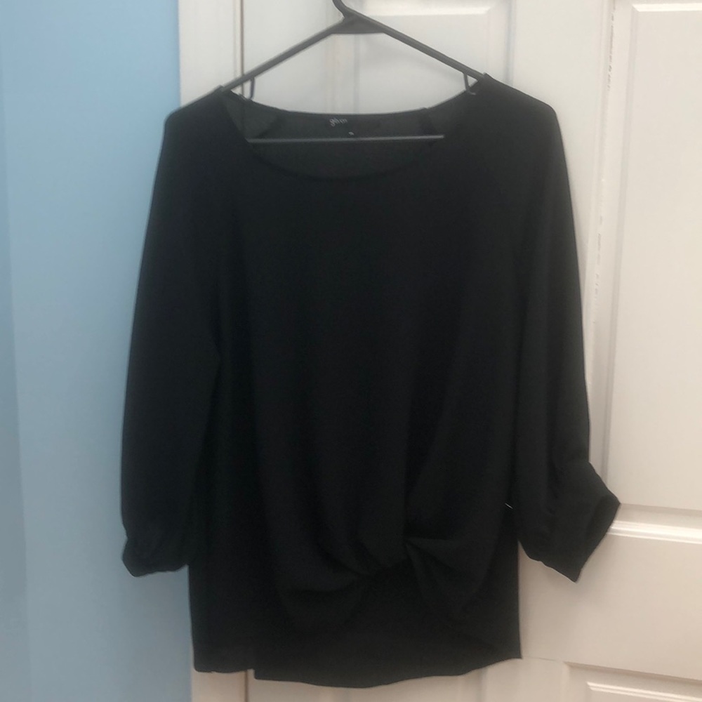 Gibson living in yellow Maggie twist hem top pl
